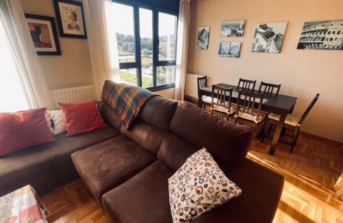 Las Campas y San Claudio Apartamento | Apartamento Olympic en Oviedo