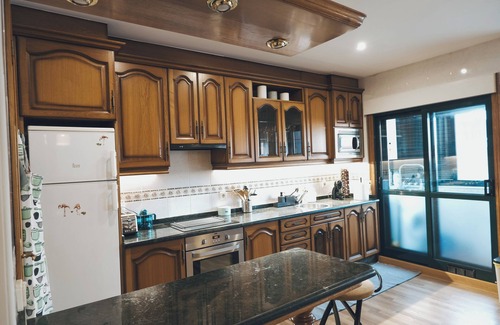 Meano Apartamento | APARTAMENTO PONTE DENA SITUADO EN EL CENTRO DEL SALNES