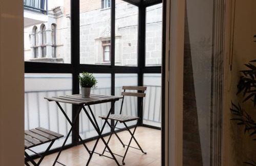 Centro histórico de Ávila Apartamento | Apartamento Premium PLAZA MAYOR con PARKING