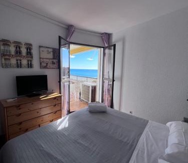 Torreblanca Apartamento | Apartamento Primera Línea Brisa de Mar by gms apartamentos