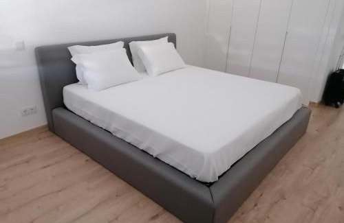 Sao Bras de Alportel Apartamento | Apartamento minimalista Centenário