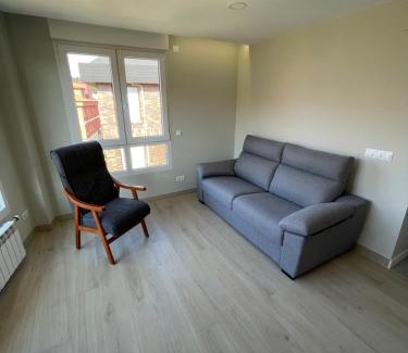 Somo Apartamento | Apartamento Recién Reformado en Somo junto iglesia