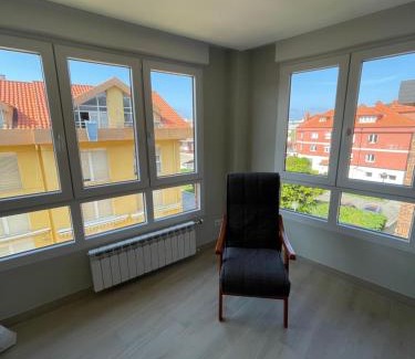 Somo Apartamento | Apartamento Recién Reformado en Somo junto iglesia