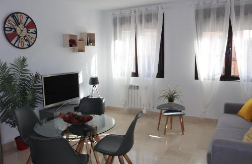 Toledo Apartamento | Apartamento Roca Tarpeya 4 Parking incluido - Living Toledo