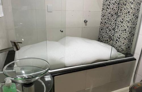 Amaralina Apartamento | Apartamento Salvador/200m da praia.