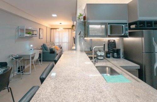 Zona 01 Apartamento | Apartamento Sofisticado Perto de Tudo JR1304