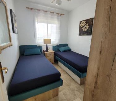 Puerto de la Duquesa Apartamento | APARTAMENTO SOLEADO ALBORAN Hills