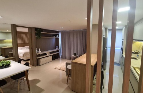 Foz do Iguacu Apartamento | Apartamento Studio no último andar no CENTRO de FOZ com linda VISTA