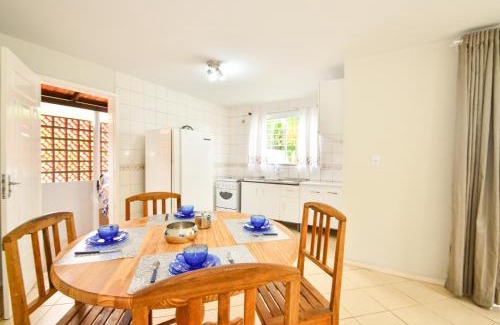 Lagoa Pequena Casa | Apartamento térreo perto de tudo no Campeche N1771