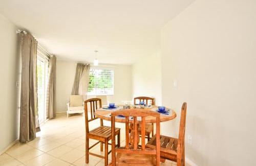 Lagoa Pequena Casa | Apartamento térreo perto de tudo no Campeche N1771