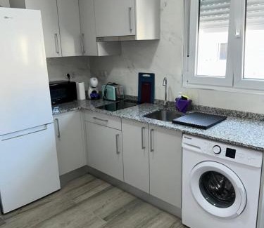 Bailen-Miraflores Apartamento | Apartamento Tejares 3A