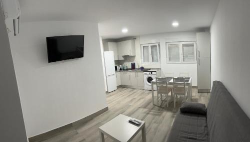 Bailen-Miraflores Apartamento | Apartamento Tejares 3A
