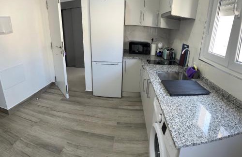 Bailen-Miraflores Apartamento | Apartamento Tejares 3A