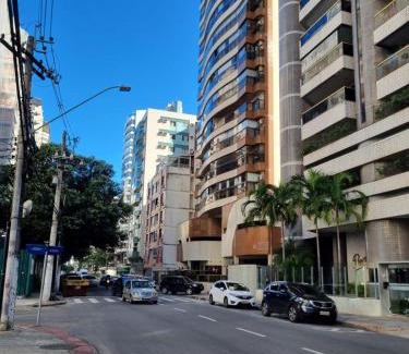 Vila Velha Apartamento | Apartamento totalmente climatizado de 2 quartos na Praia da Costa - Distante 150 metros da praia
