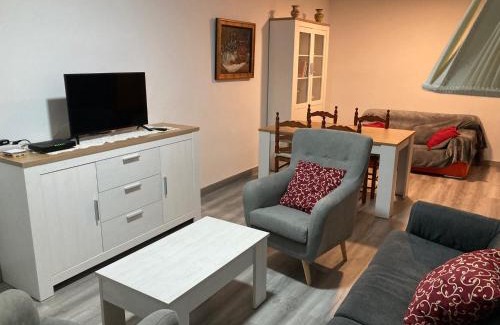 Losar de la Vera Apartamento | Apartamento Turístico Cervantes 18