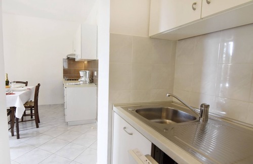 Valica Apartamento | Apartamento Umag Valica, cerca de la playa, con piscina, 2 dormitorios, barbacoa