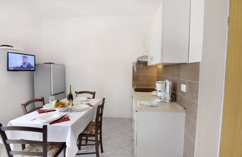 Valica Apartamento | Apartamento Umag Valica, cerca de la playa, con piscina, 2 dormitorios, barbacoa