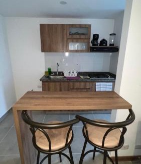 Manizales Apartamento | Apartamento Urapanes cerca a home center