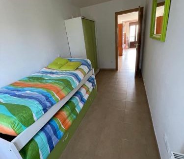 Prellezo Apartamento | Apartamento vacacional de 2 habitaciones con piscina