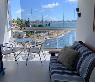 Centro Apartamento | Apartamento vista do mar, pé na areia e águas tranquilas, no cento de Guarapari