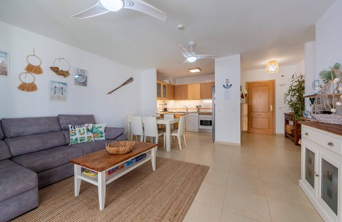 Almerimar Apartamento | 'Apartamento Zen Dreams Almerimar' con vistas al mar, Wi-Fi y aire acondicionado