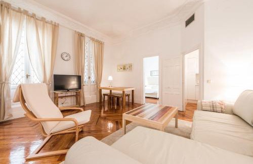 Recoletos Apartamento | Apartamentos Alcalá