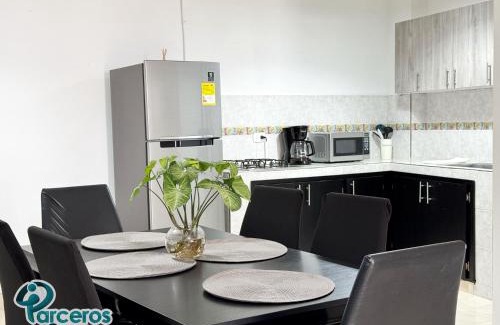 Pereira Apartamento | Apartamentos Amoblados En La Circunvalar Cerca a Parque Arboleda y Parque La Rebeca, Por Parceros Group