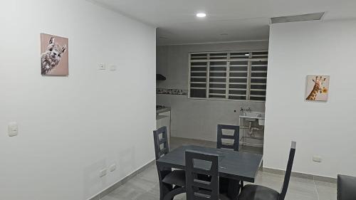 La Mesa Apartamento | Apartamentos Amplios y Comodos para 4 personas