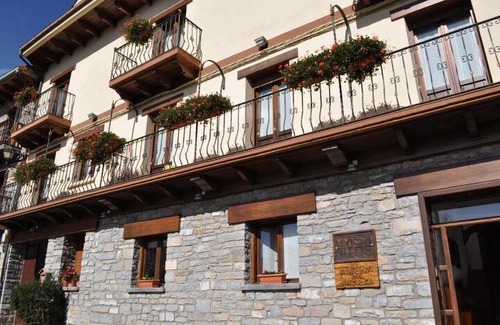 Biescas Hotel | Apartamentos Biescas El Rincón de Andrea