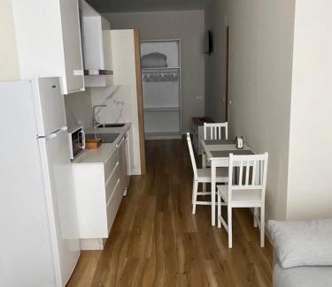 Figueras (Castropol) Apartamento | Apartamentos Buenos Aires,en el centro de Ribadeo con vistas a la ría