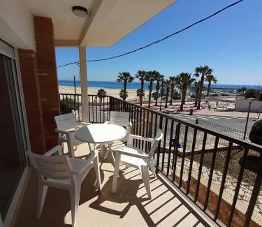 Torredembarra Apartamento | Apartamentos Dins Mar Apto. 6