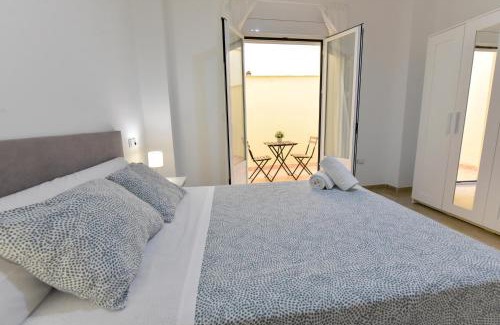 Alcalá del Río Apartamento | Apartamentos Económicos | 10 minutos Sevilla | BA