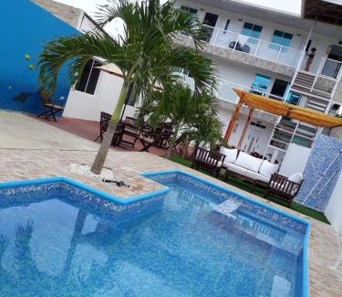 La Loma Hotel | Apartamentos Isla Tropical