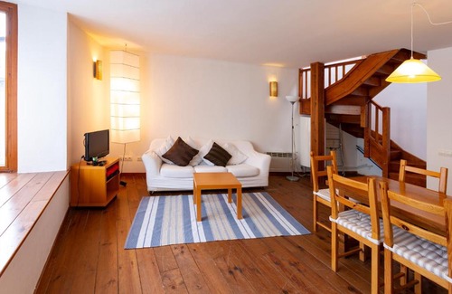 Tredos Apartamento | Apartamentos Rentarán