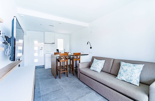 Passeig Maritim Apartamento | Apartamentos Sunway Apollo