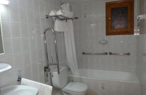 Bahía de San Antonio Apartamento | Apartamentos Vista al Puerto