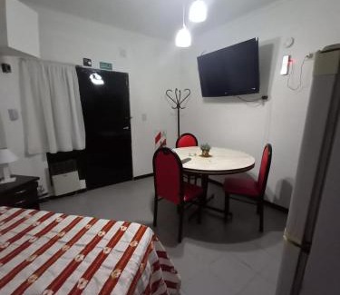 Centro de la ciudad de Mendoza Apartamento | Apartamentos Willy - en Zona Residencial con Estacionamiento Gratis