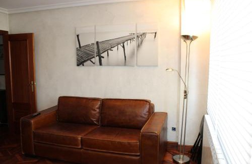 Zarautz Apartamento | Apartamentos Zarautz Playa2, con piscina y garaje