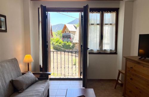 Espot Apartamento | Apartaments Casa Sastressa - L'Amfitriona