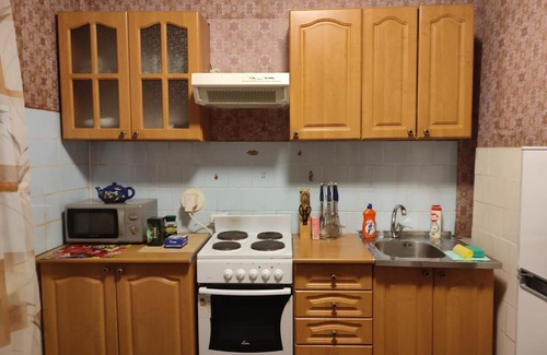 Kirovsk Apartamento | Apartaments On Olimpiyskaya 81