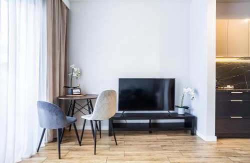 Brynow Apartamento | Apartamenty Ceglana Park -parking w hali garażowej- piękne nowe osiedle