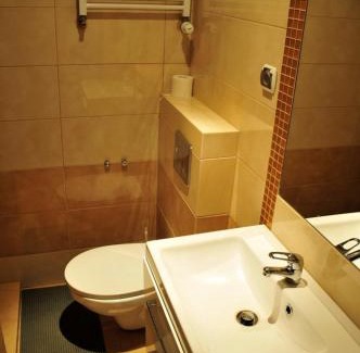 Cieplice Casa | Apartamenty i Pokoje przy Parku