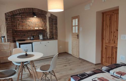 Srebrna Gora Apartamento | Apartamenty i pokoje gościnne "Wacuś"