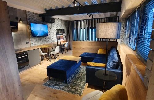Elk Apartamento | Apartamenty Kąpielowa Czarny