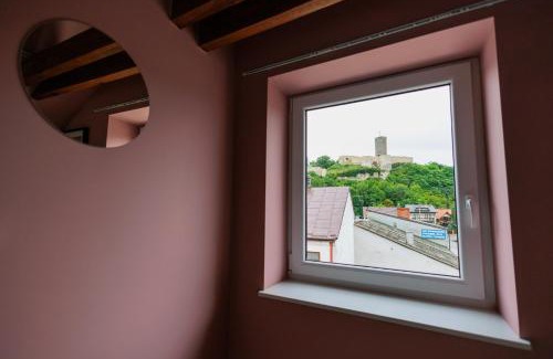 Ilza Apartamento | Apartamenty Mostowa - klimatyczny nocleg z widokiem w centrum Iłży