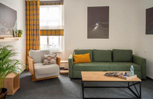 Kalisz Apartamento | Apartamenty na Starówce - 3 piętro z widokiem na Ratusz, Rynek Główny i Centrum