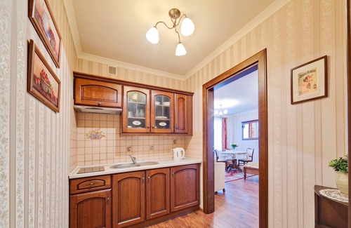 Jezyce Hotel | Apartamenty Retro