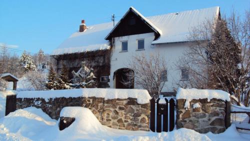 Zachelmie Casa | Apartamenty - Stara Stajnia - Na krańcu Świata