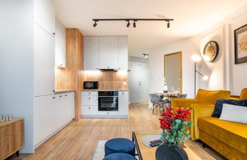 Radom Apartamento | ApartamentySnu, Struga Tower Gold z parkingiem