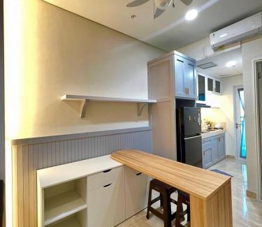 Kesawan Apartamento | Apartemen 2BR Podomoro Lincoln Delipark Medan
